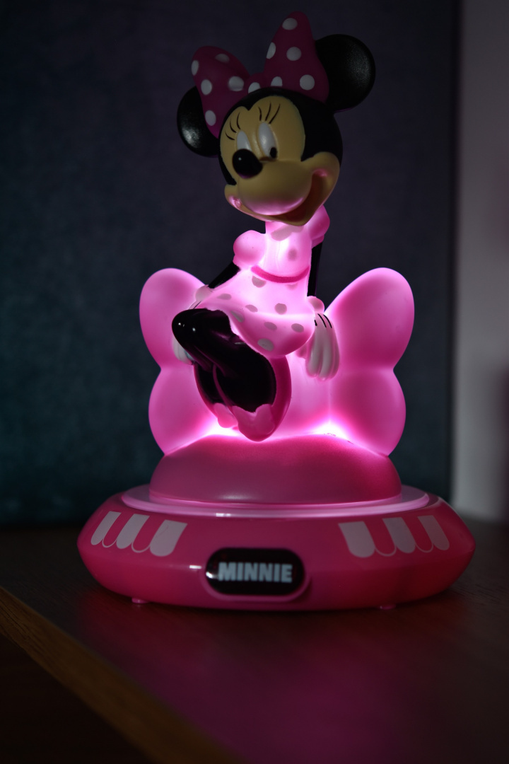 Lampka nocna na baterie z Myszką Miki